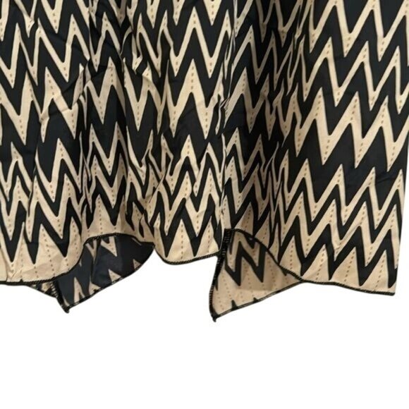 Trac Black & Beige Chevron Pattern Sleeveless Romper With Button Front & Elastic - Picture 6 of 10
